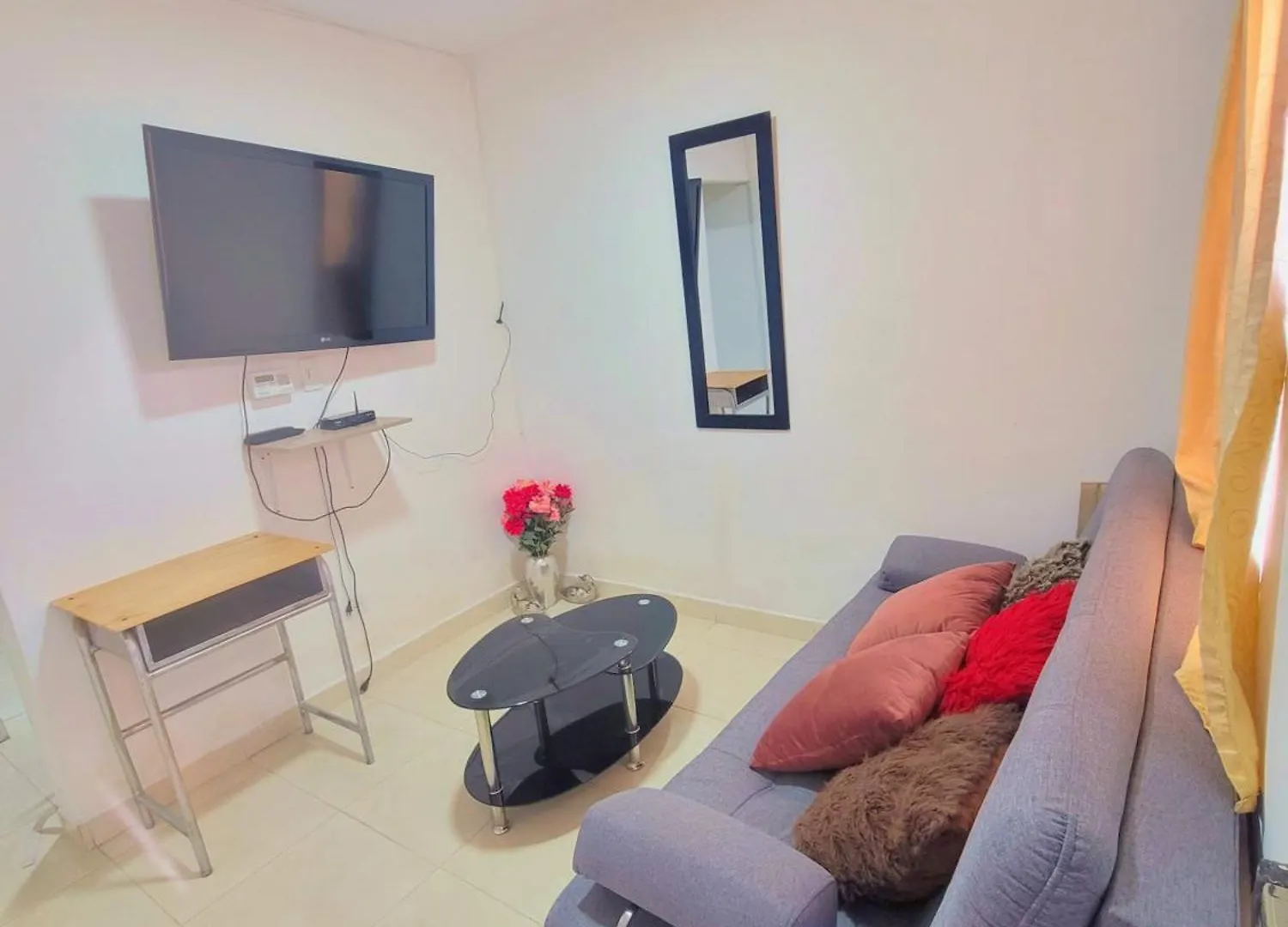 Vivienda Central En Medellin Apartment